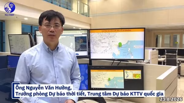 Ông Nguyễn Văn Hưởng, Trưởng phòng Dự báo thời tiết, Trung tâm Dự báo Khí tượng thủy văn quốc gia nhận định diễn biến bất thường của bão số 4.
