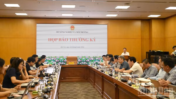 Bộ Nông nghiệp và Môi trường tổ chức họp báo thông tin kết quả thực hiện các nhiệm vụ 8 tháng đầu năm và nhiệm vụ, giải pháp trọng tâm 4 tháng cuối năm 2026.