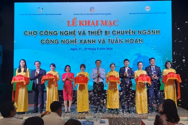 Nghi thức khai mạc Techmart 2026.