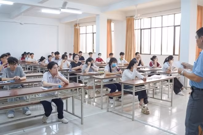 Thí sinh chuẩn bị bước vào Kỳ thi Đánh giá năng lực đợt 2. (Ảnh: CTV)