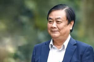 Tác giả Lê Minh Hoan.