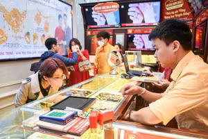Nhiều người thường mua vàng để tích trữ.