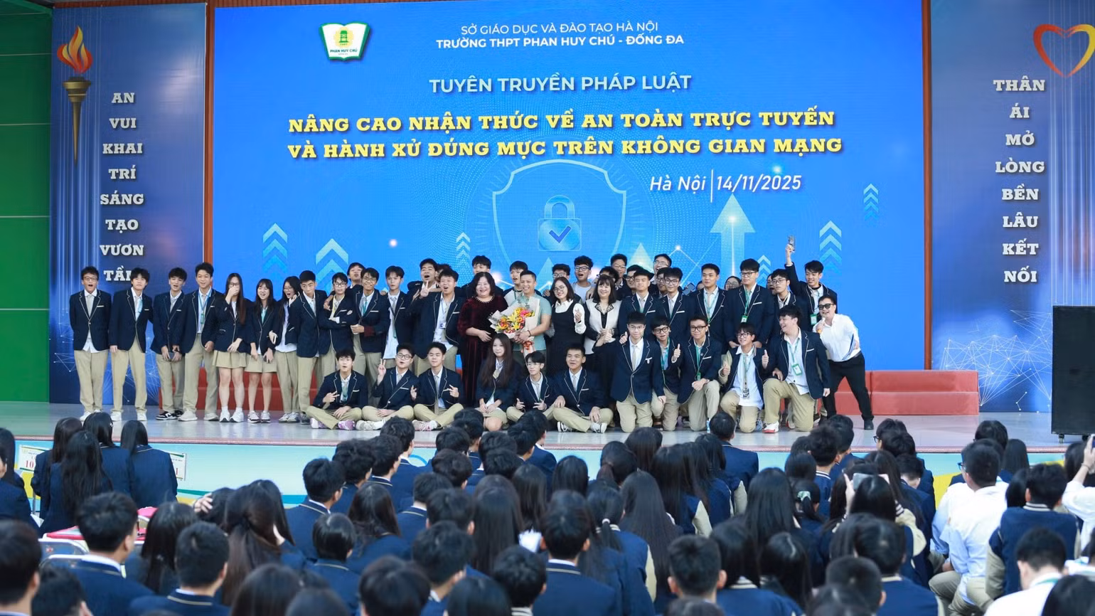 7c2cf37b86410a1f5350-34.jpg