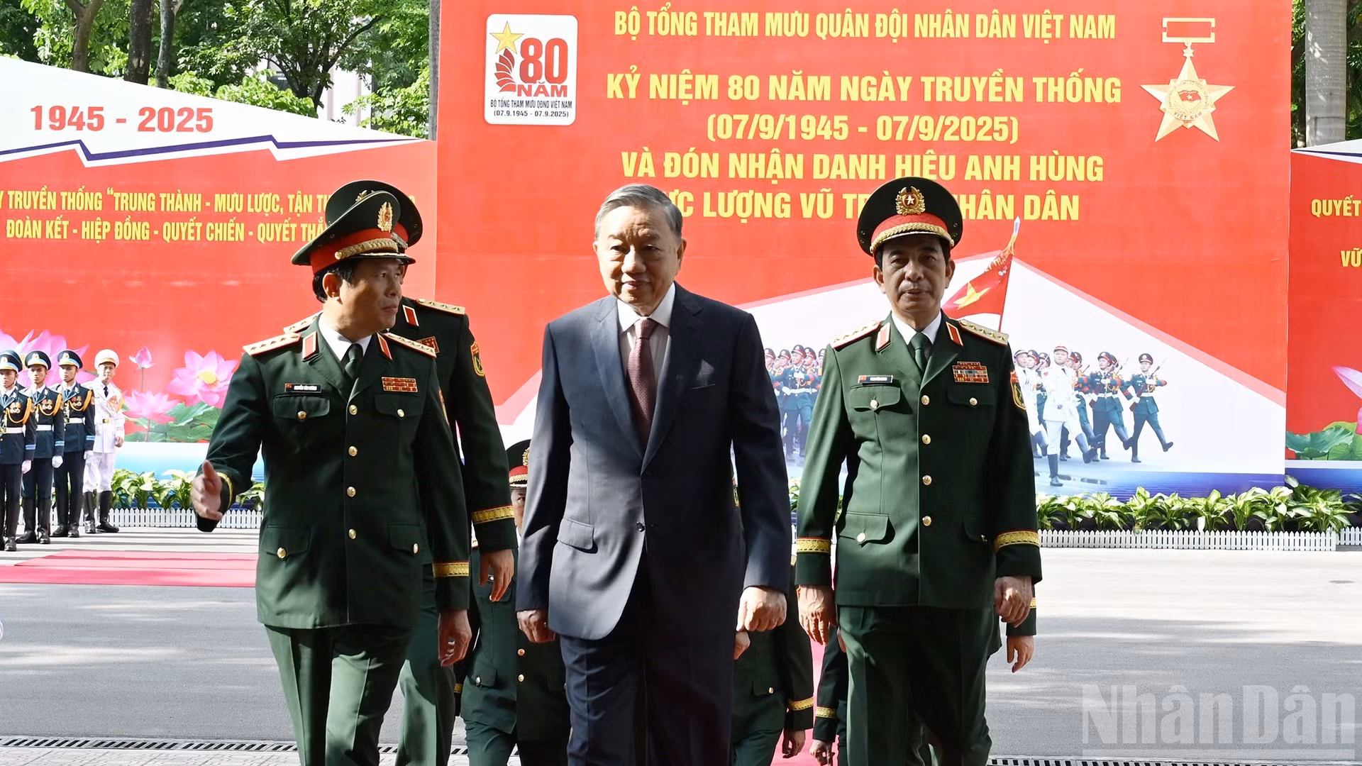 Tổng Bí thư Tô Lâm dự Lễ kỷ niệm 80 năm Ngày truyền thống Bộ Tổng Tham mưu Quân đội nhân dân Việt Nam.