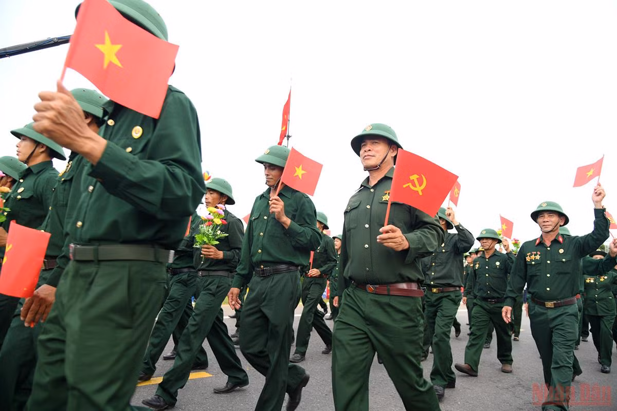 Chủ tịch nước Nguyễn Xuân Phúc dự Lễ thượng cờ thống nhất non sông -0