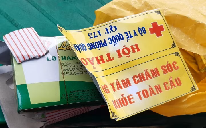Tạm giữ bốn đối tượng lừa bán thảo dược giả ở Đồng Nai -0