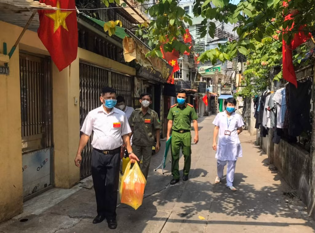 Hòm phiếu lưu động phục vụ cử tri ngày bầu cử -0