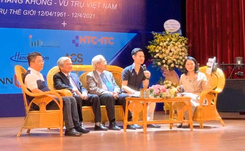 Truyền khát vọng chinh phục không gian tới sinh viên -0