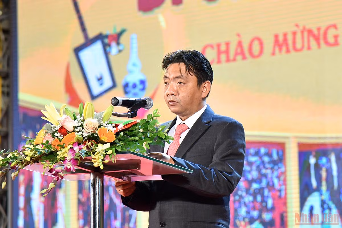 Khai mạc triển lãm “Không gian di sản văn hóa Việt Nam” -0