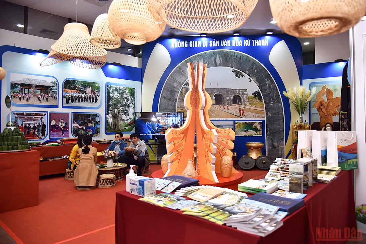 Khai mạc triển lãm “Không gian di sản văn hóa Việt Nam” -0