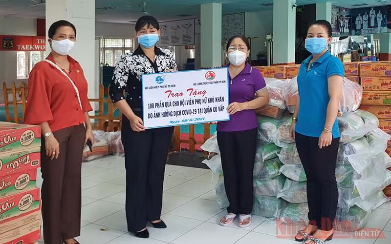 San sẻ yêu thương ở “tâm dịch” Gò Vấp -0