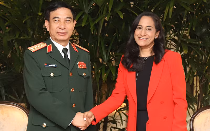 Thúc đẩy hợp tác quốc phòng giữa Việt Nam với Singapore, Mỹ và Canada -0