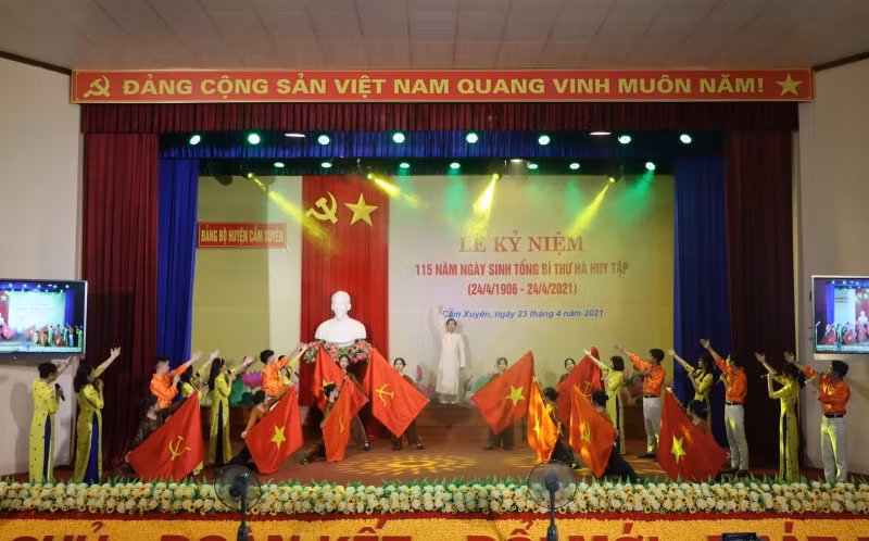 Hà Tĩnh kỷ niệm 115 năm Ngày sinh Tổng Bí thư Hà Huy Tập -0