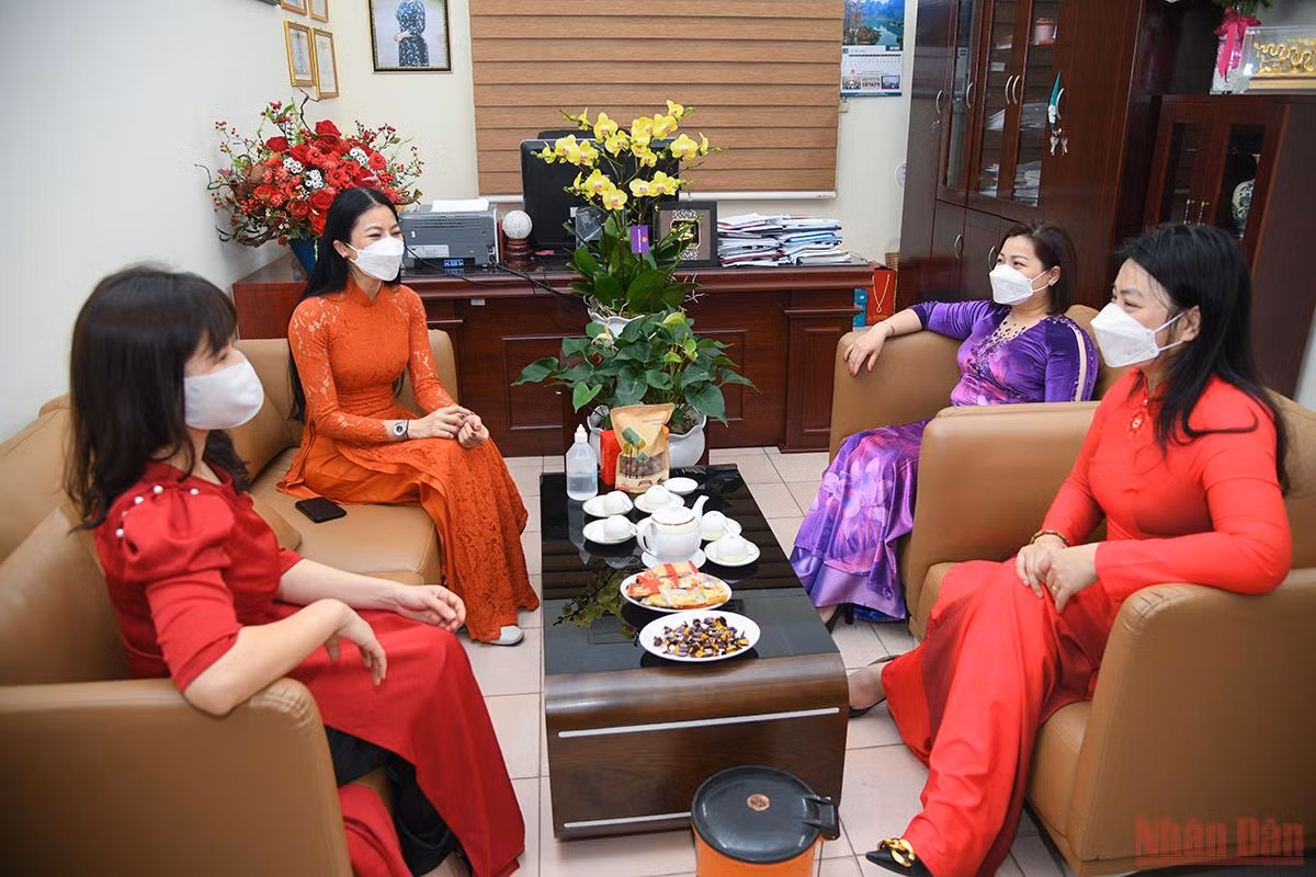 Phụ nữ toàn quốc hưởng ứng “Tuần lễ áo dài” -0