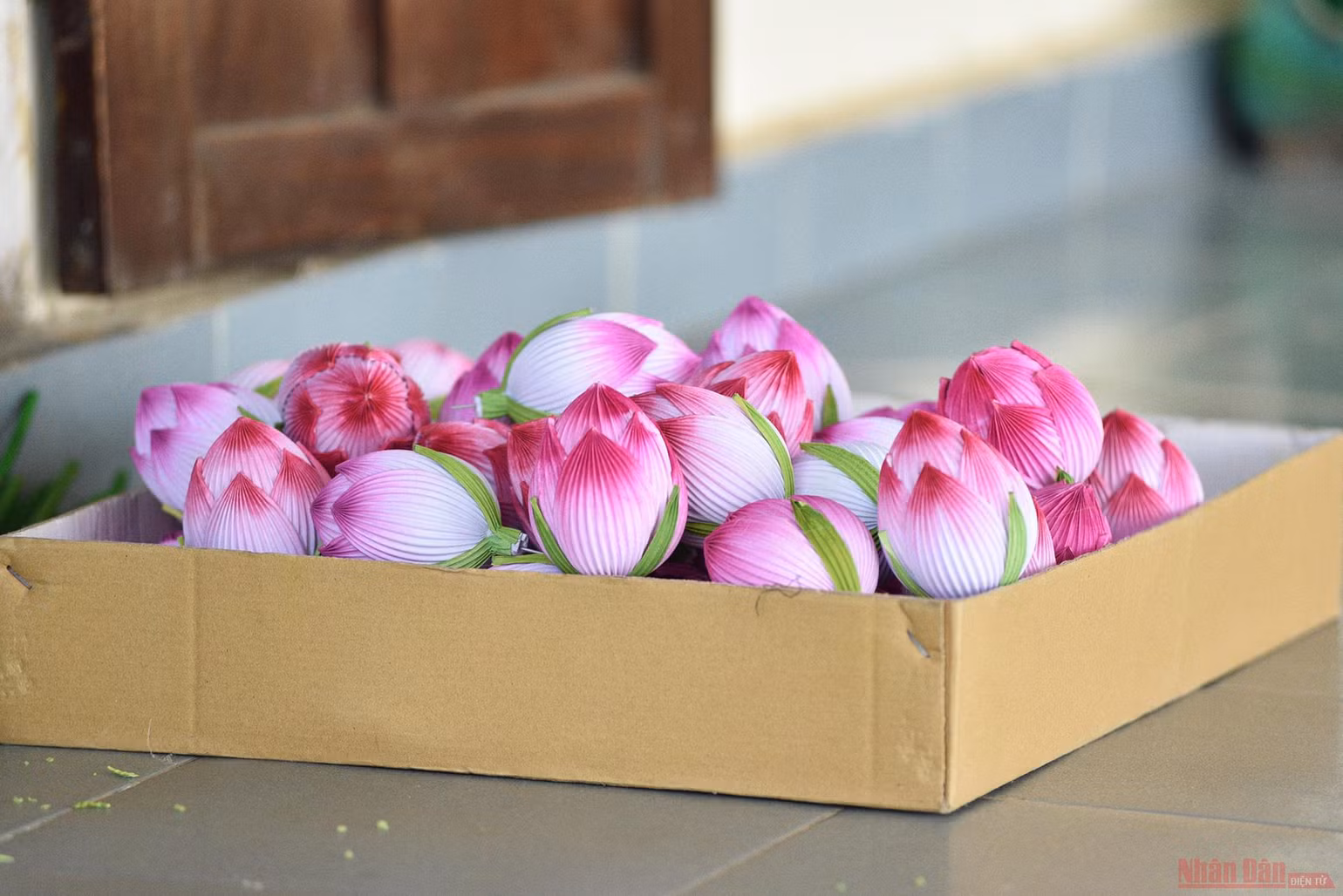 Làng nghề hoa giấy Thanh Tiên -0