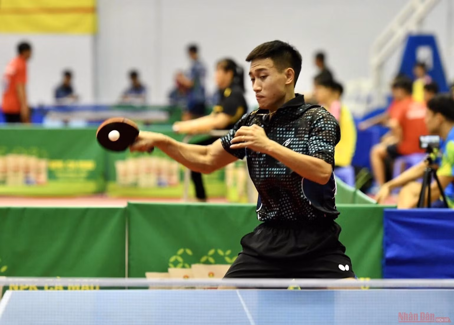 giai_bong_ban_toan_quoc_bao_Nhan-1594828111514.jpg