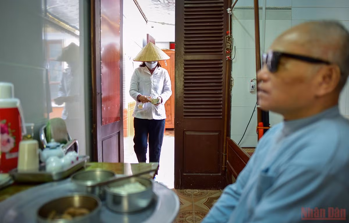 “Mối lương duyên” trong trung tâm điều dưỡng thương bệnh binh -0