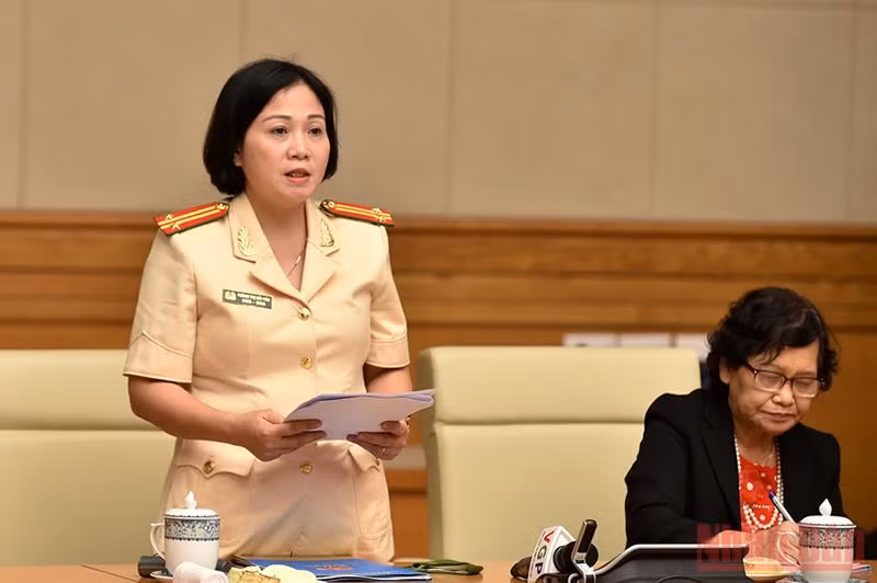Thủ tướng Phạm Minh Chính gặp mặt các đại biểu phụ nữ tiêu biểu -0