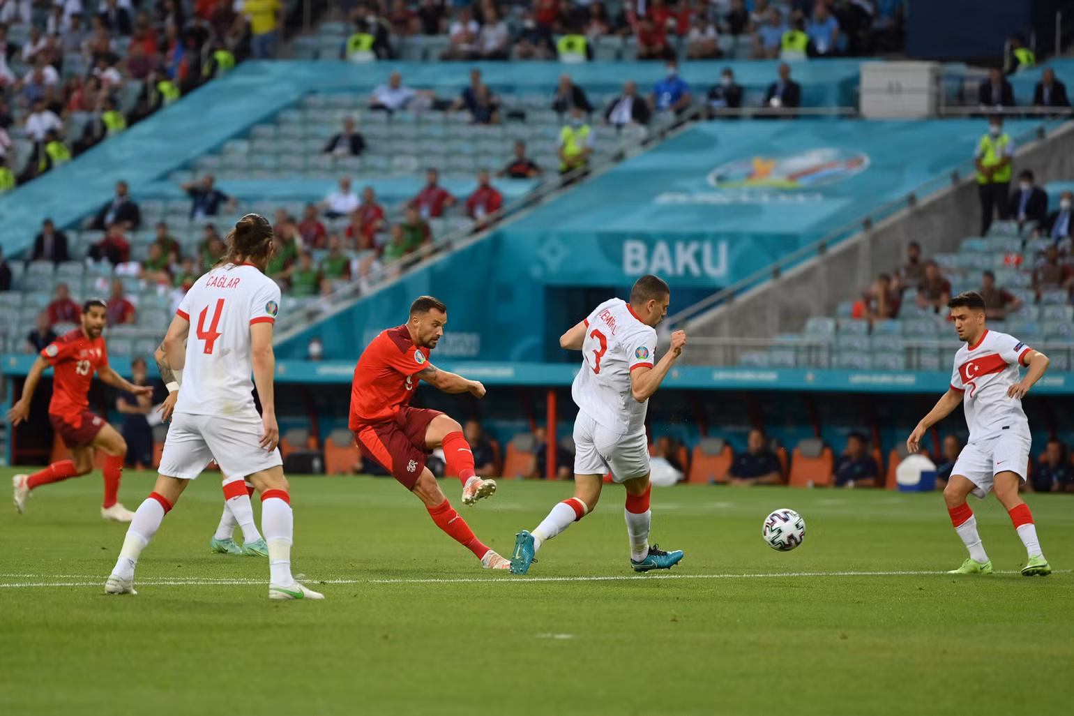 Shaqiri lập cú đúp giúp Thụy Sĩ thắng 3-1 Thổ Nhĩ Kỳ -0