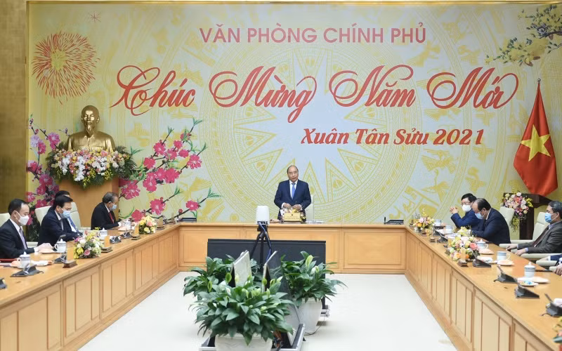 Thủ tướng Nguyễn Xuân Phúc dự họp triển khai nhiệm vụ trọng tâm năm 2021 của Văn phòng Chính phủ -0