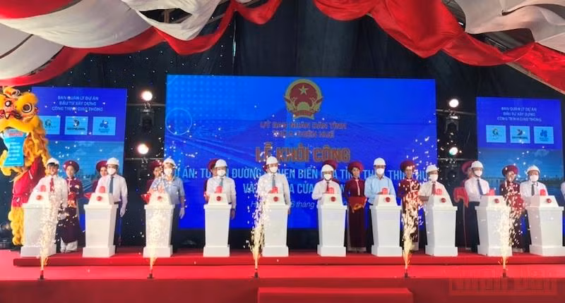Khởi công Dự án tuyến đường bộ ven biển qua Thừa Thiên Huế và cầu qua cửa biển Thuận An -0