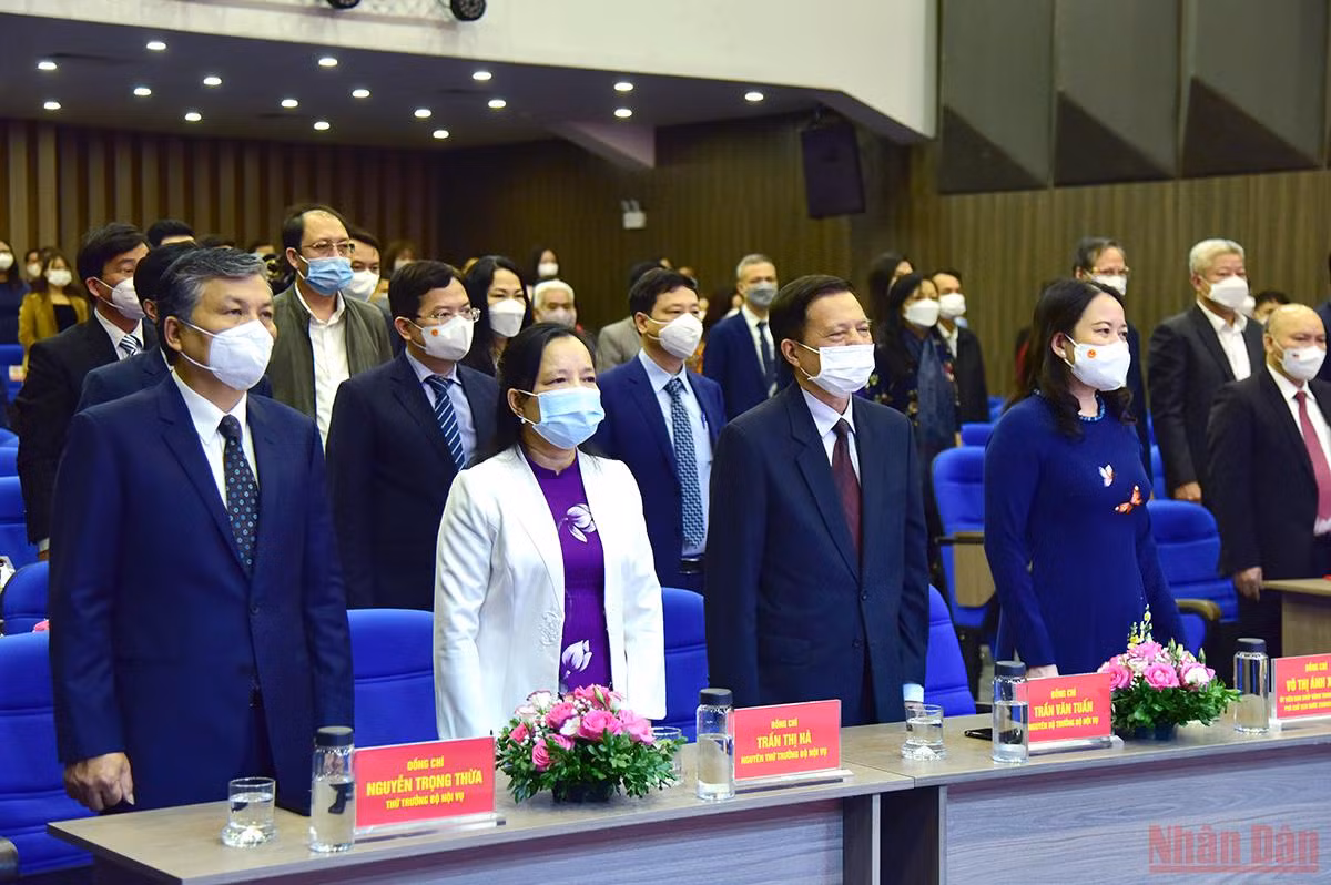 Lễ kỷ niệm 50 năm ngày truyền thống trường Đại học Nôi vụ Hà Nội và đón nhận Huân chương Lao động hạng Nhất -2