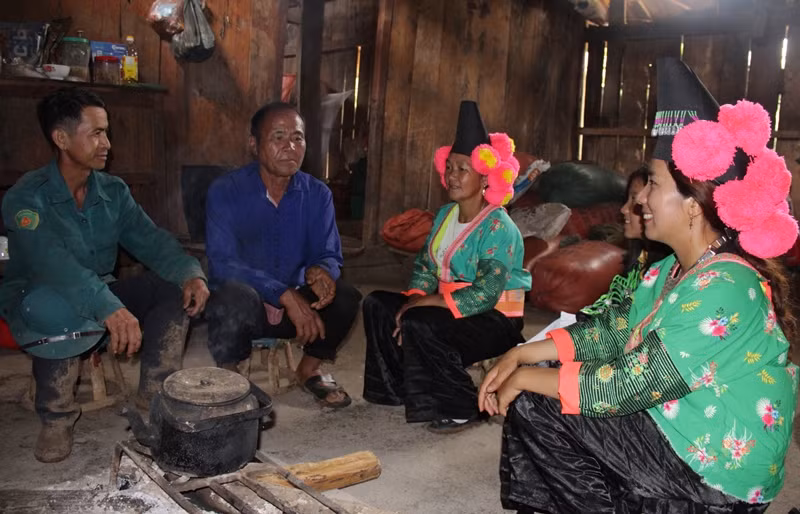 Những “chiếc cầu nối” nơi rẻo cao -0
