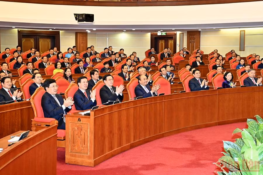 Hội nghị Trung ương 5 quyết định nhiều vấn đề quan trọng về kinh tế và xây dựng Đảng -0