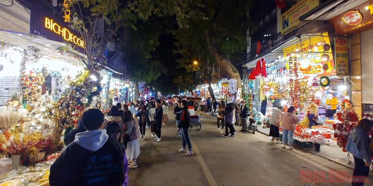 Hà Nội lung linh chào đón Giáng sinh 2020 -0