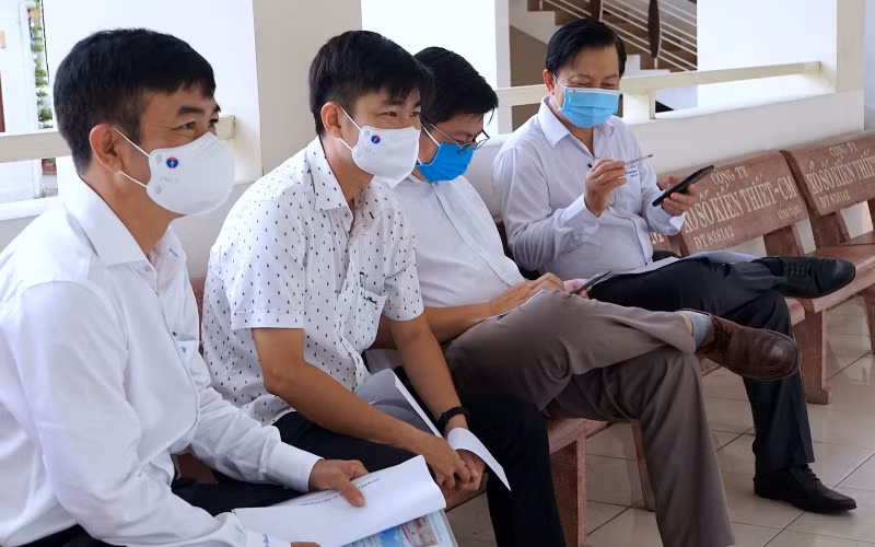 Những công dân đầu tiên ở Cà Mau tiêm vaccine phòng Covid-19 -0