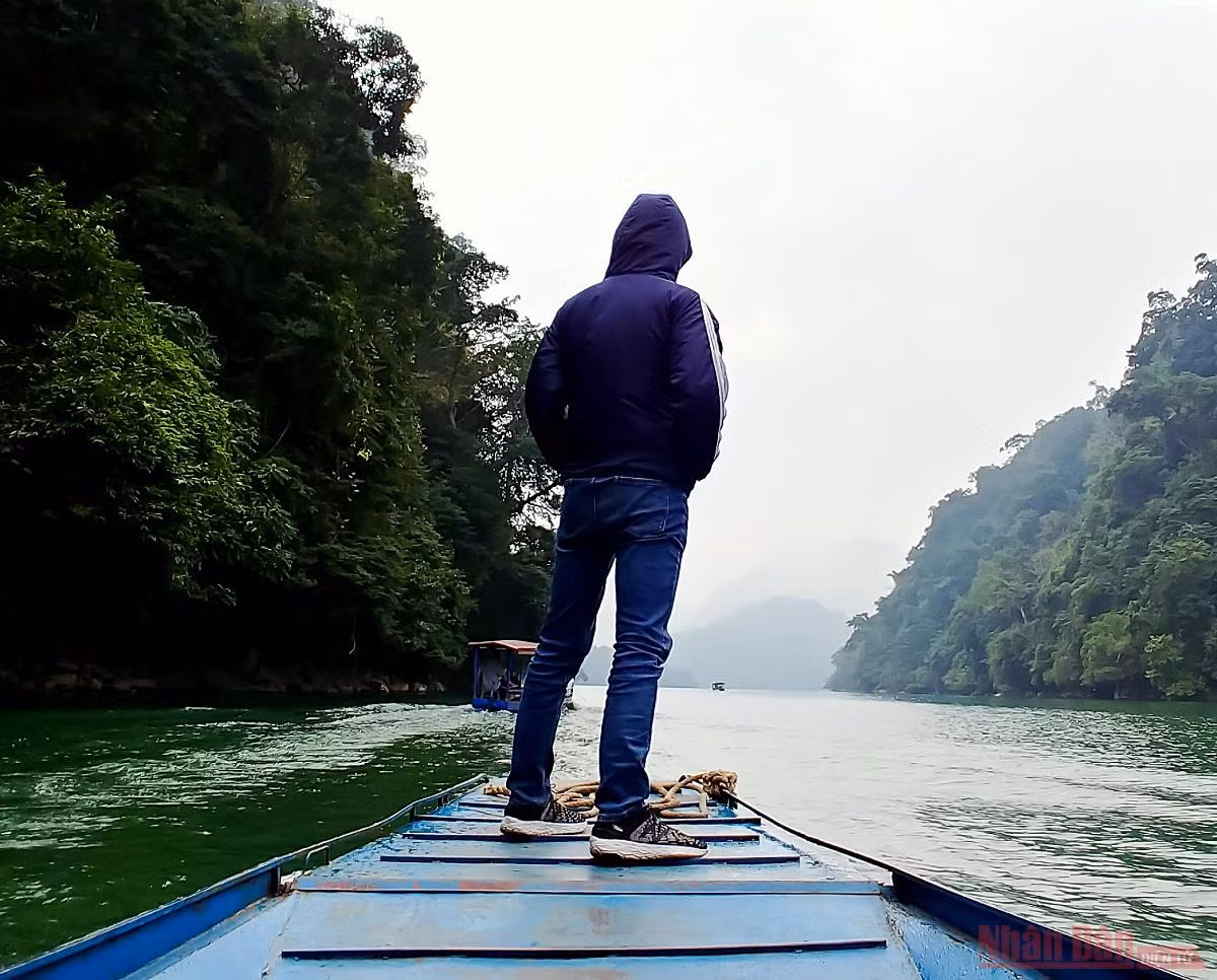 Hồ Ba Bể - viên ngọc bích miền thượng du -0