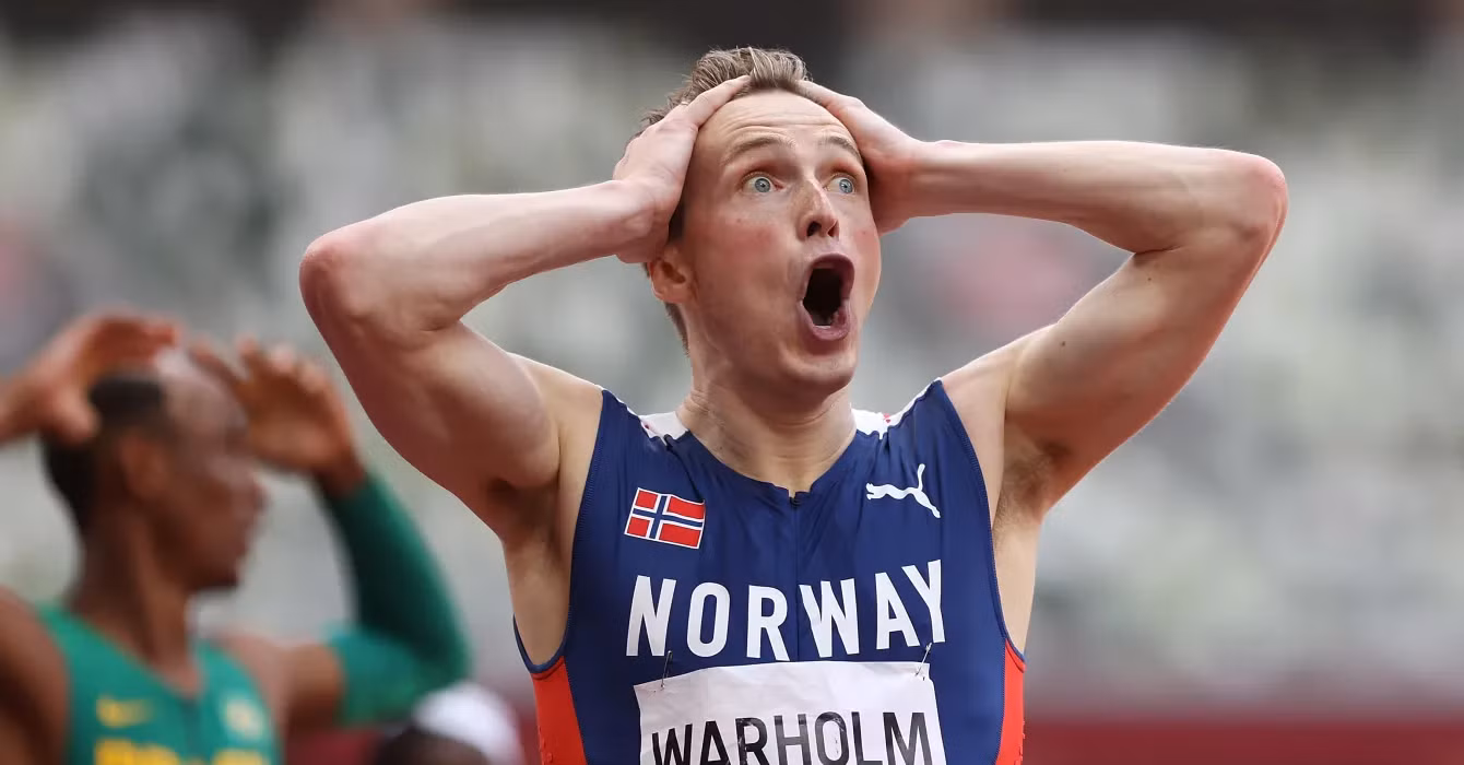 Karsten Warholm đi vào lịch sử trên đường chạy 400m vượt rào nam -0