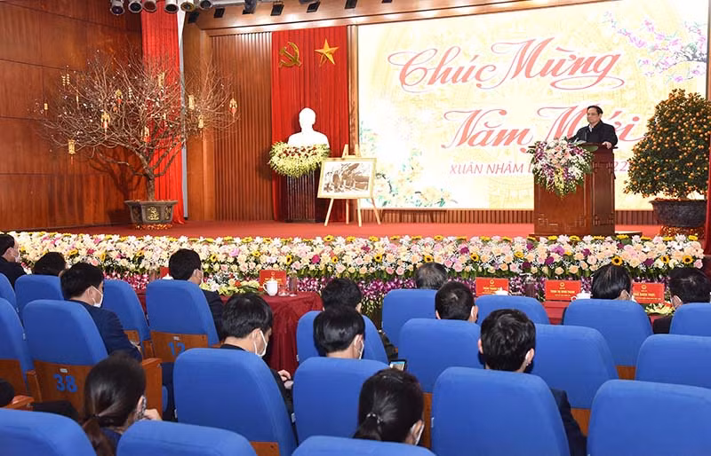 Kíp trực xin yk ghép tin -0