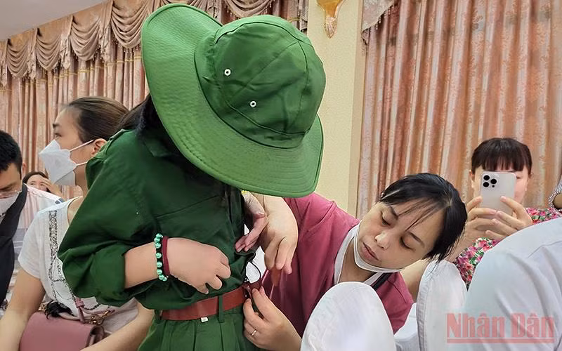 Chiến sĩ “nhí” lên đường tham gia “Học kỳ trong quân đội” -0