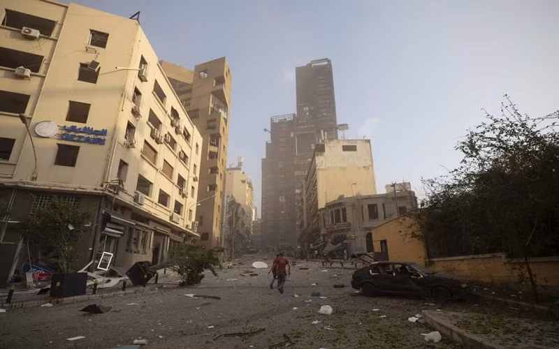 Từ hiện trường vụ nổ kinh hoàng tại Lebanon -1