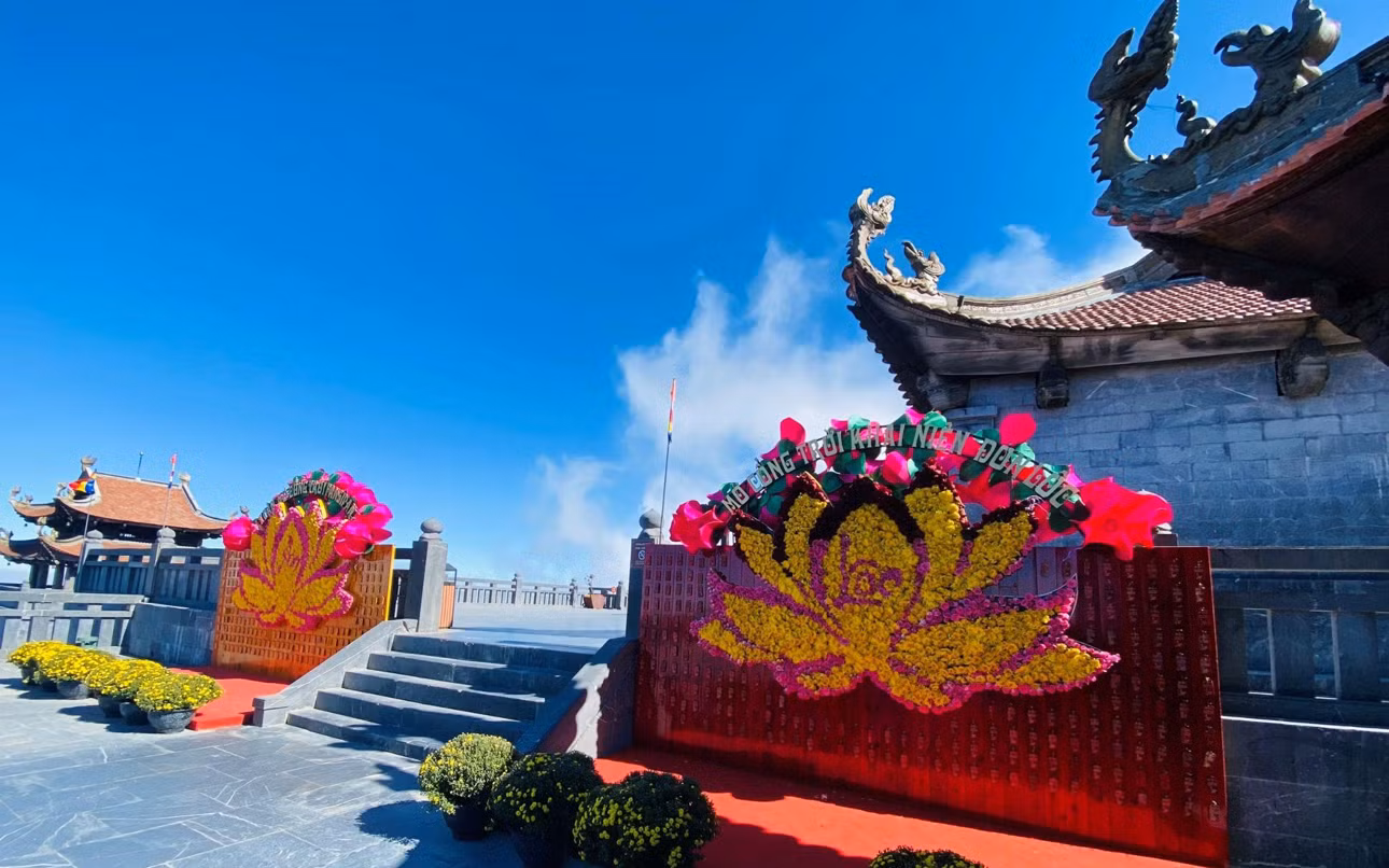 Fansipan: Điểm đến cho mùa cầu an ảnh 4 Fansipan: Điểm đến cho mùa cầu an -0