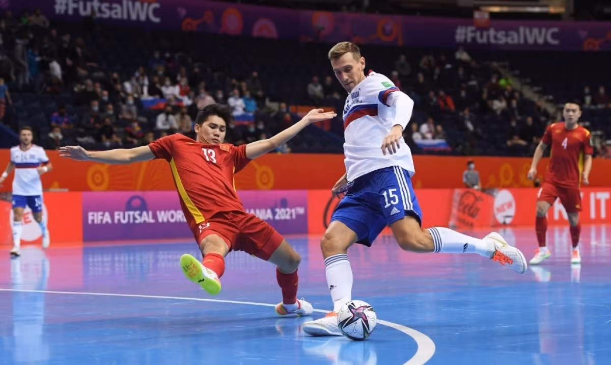 Futsal Việt Nam 1-3 Nga: Nga nới rộng khoảng cách -0