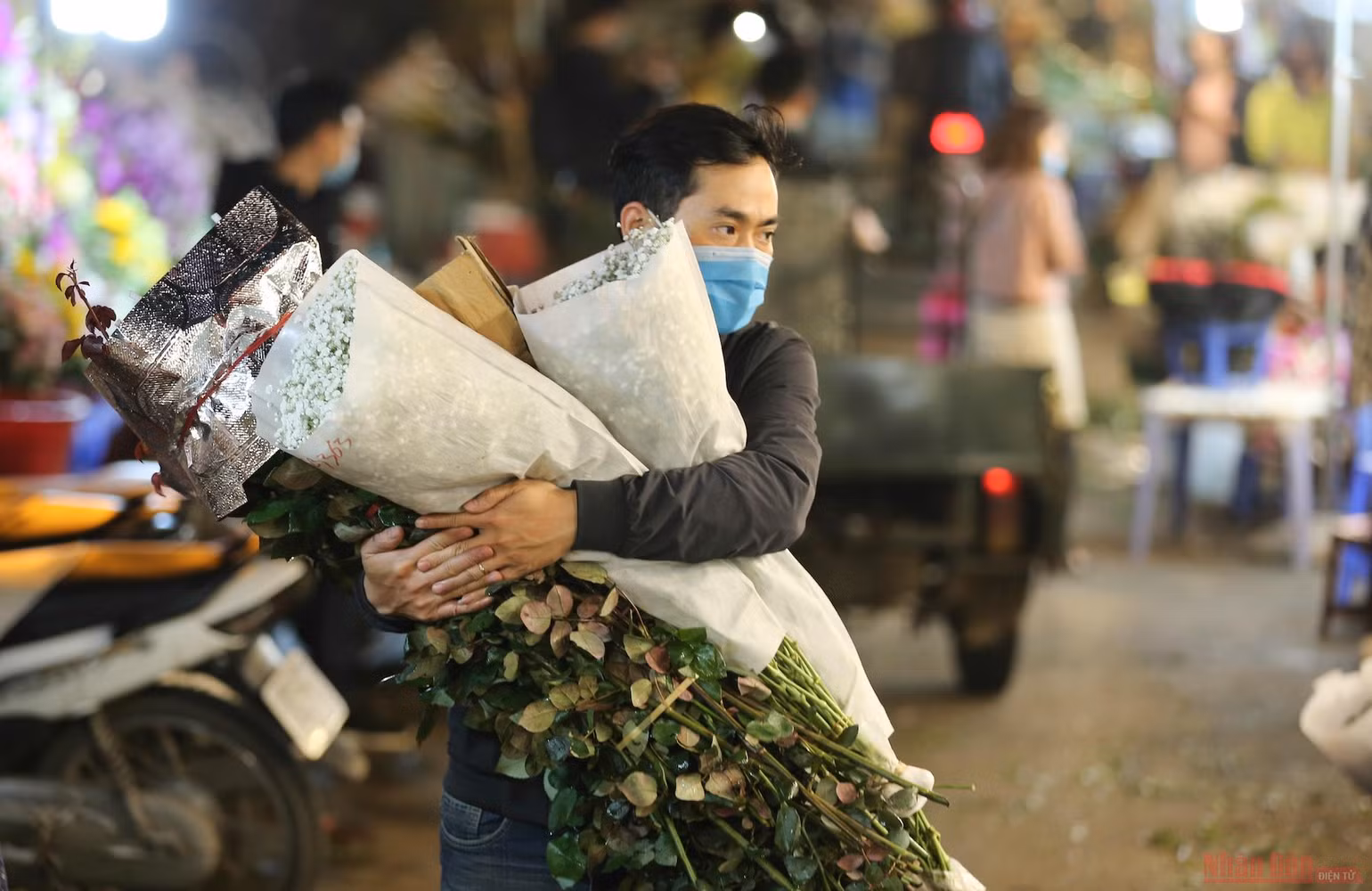 10cho_hoa_quang_ba_8_3-1615108002416.JPG