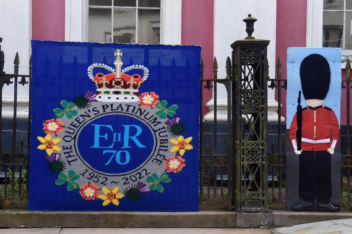 Vương quốc Anh sẵn sàng cho Đại lễ Bạch kim kỷ niệm 70 năm Nữ hoàng Elizabeth II lên ngôi -0