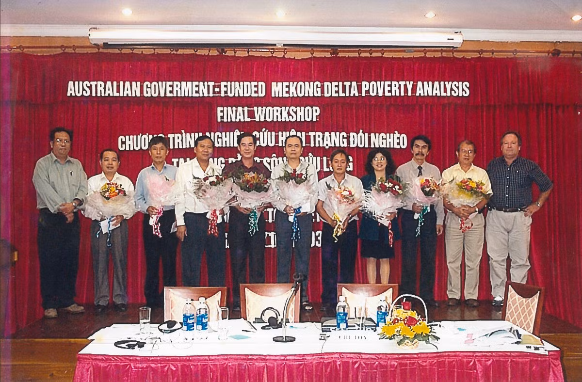 Tim McGrath - Người bạn đặc biệt của mảnh đất Chín rồng -0
