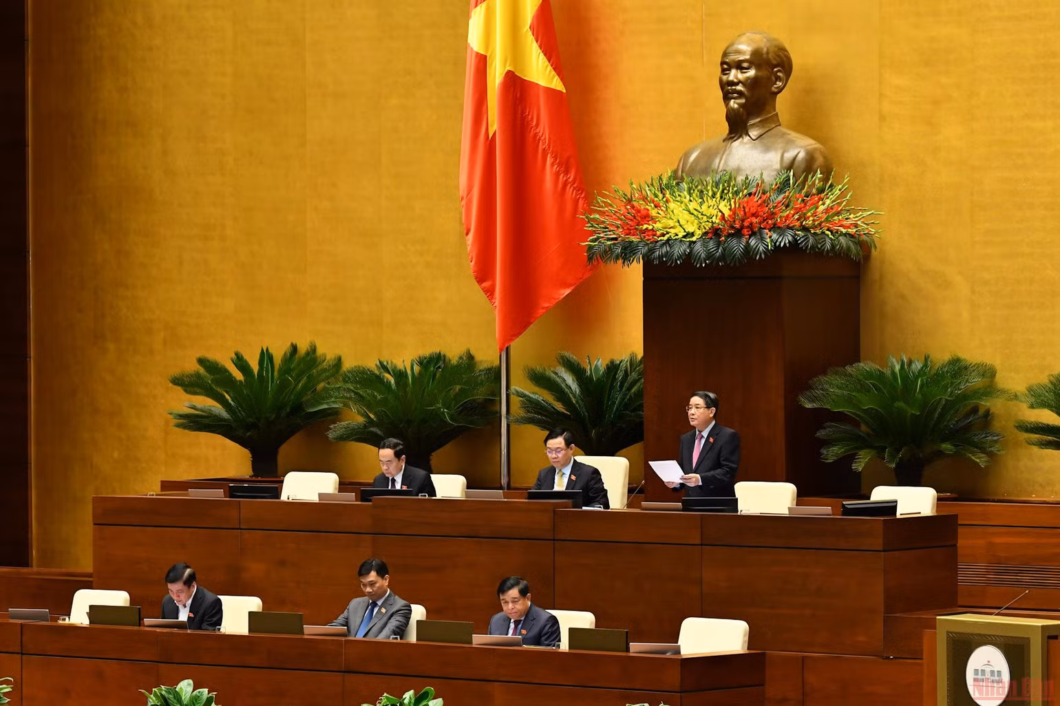 Mở rộng không gian phát triển cho Hà Nội và Thành phố Hồ Chí Minh -0