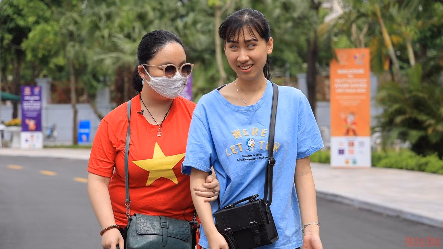 Cổ động viên đặc biệt: Đến sân, “xem” SEA Games bằng… đôi tai -0