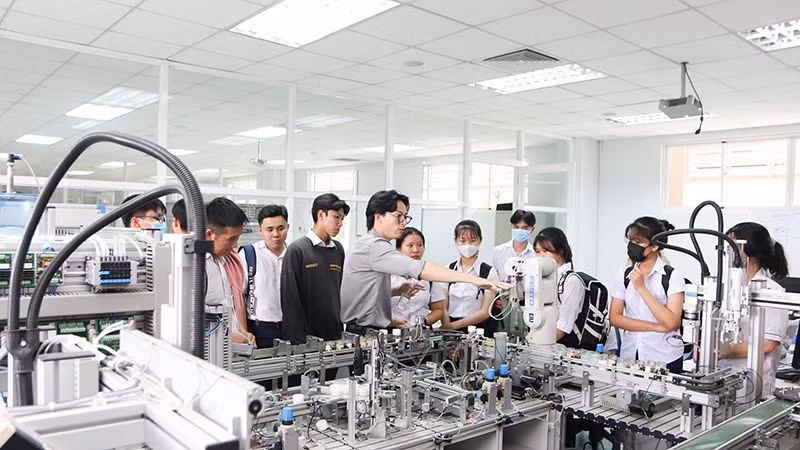 Đại học Quốc tế Miền đông tuyển sinh năm học mới 2021 -0