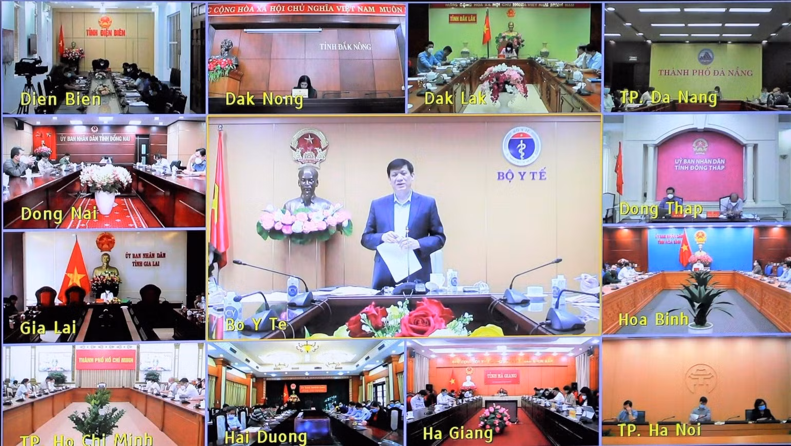 Bộ trưởng Y tế lo ngại nguy cơ bùng phát dịch lớn trong thời gian tới -0