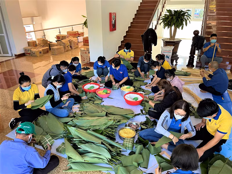 “Siêu thị mini Tết 0 đồng” giúp người lao động khó khăn ở Đắk Lắk đón Tết đầm ấm -0