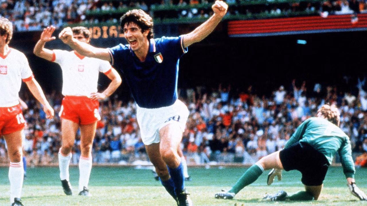 Huyền thoại Paolo Rossi qua đời ở tuổi 64 -0