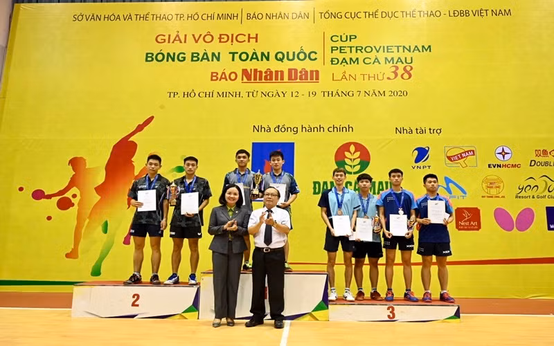 Bế mạc và trao giải Giải vô địch bóng bàn toàn quốc Báo Nhân Dân lần thứ 38 -1