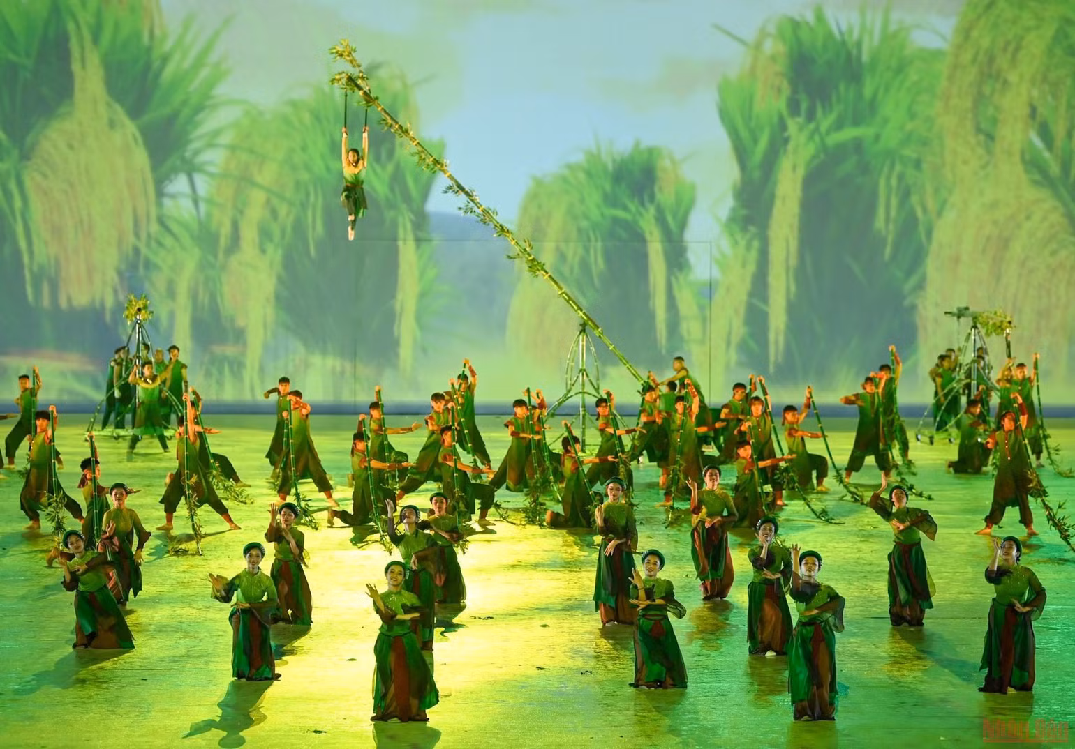 Những hình ảnh ấn tượng trong Lễ khai mạc SEA Games 31 -0