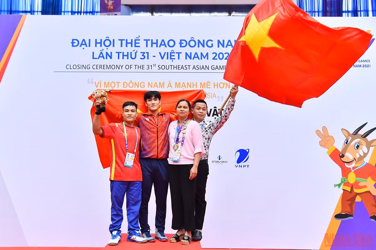 Đội tuyển vật Việt Nam chiến thắng áp đảo tại SEA Games 31 -1