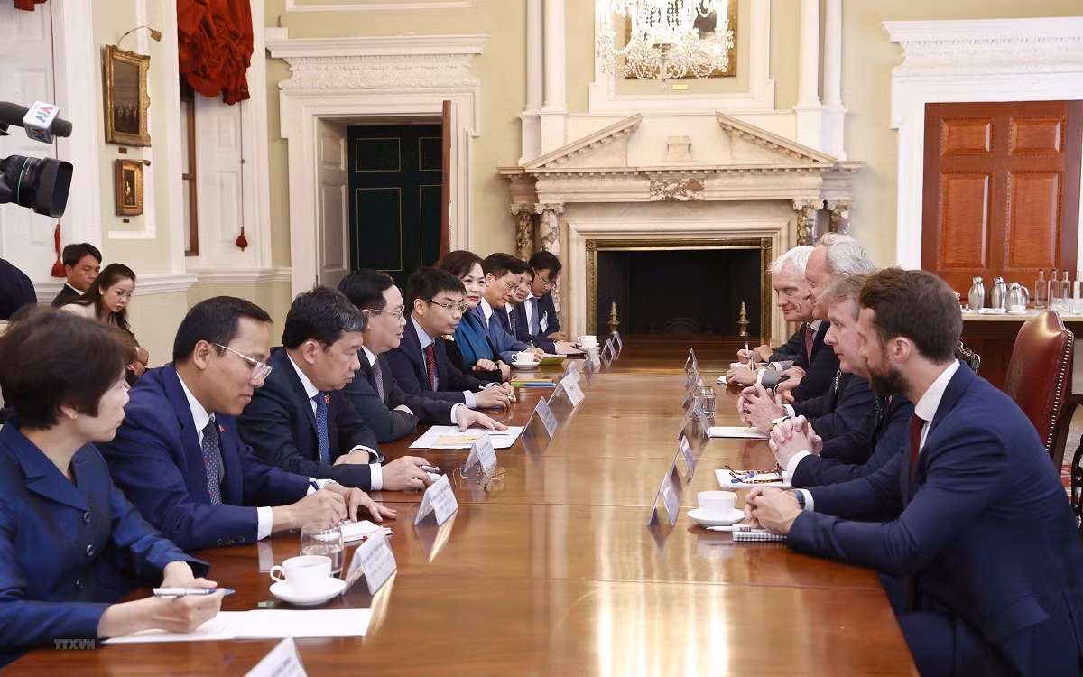 Chủ tịch Quốc hội gặp Quyền Thị trưởng Khu Tài chính London -0